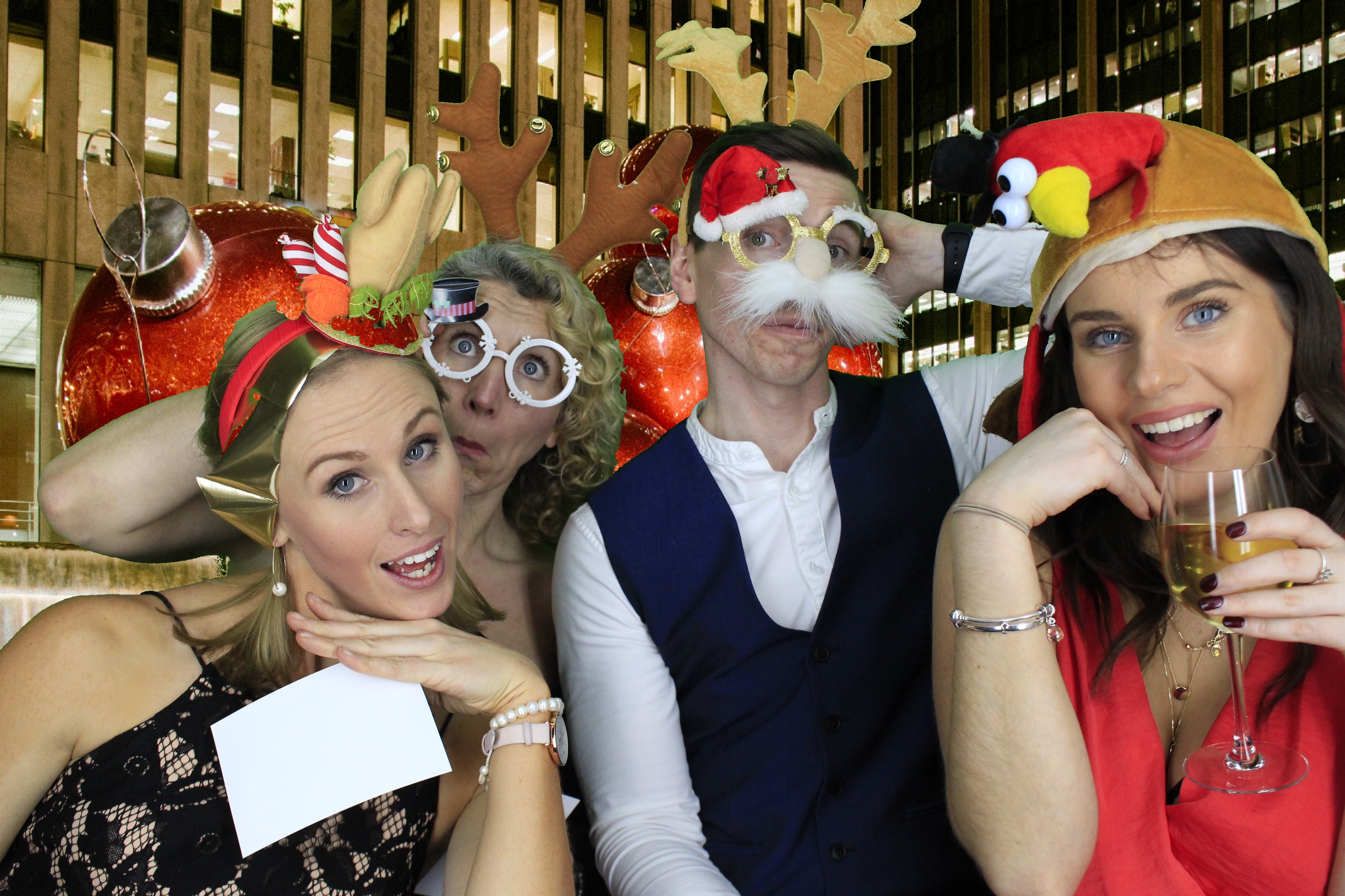 Acosta Europe Christmas Party 2018 | View more photos from the event at gallery.myphotoboothexperience.co.uk/u/MyPhotoBoothExperienceLtd/Acosta-Europe-Christmas-Party-2018
